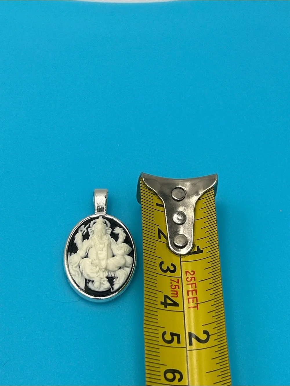 White and Black Ganesha Oval Pendant 4 Necklace Remove Obstacles